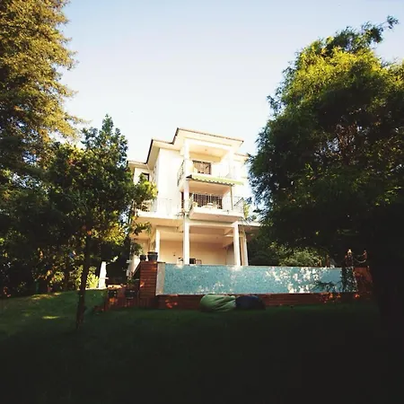 Villa Guezide Sapanca Koesk&villa *
